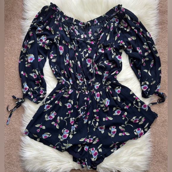 Fashion Nova 3/4 Sleeve Boho Floral Off Shoulder Mini Romper Playsuit Navy Blue - Picture 1 of 5